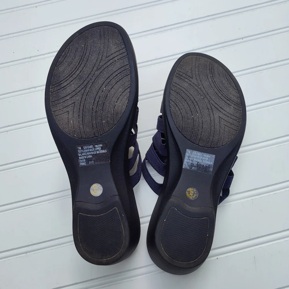 St. John's Bay Navy Slide Sandals - Picture 5 of 5